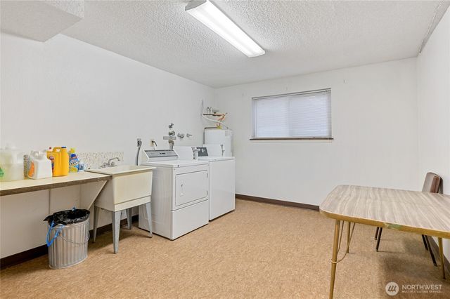 2318 Yale Avenue E, Seattle, WA 98102