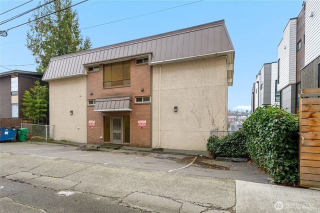 2318 Yale Avenue E, Seattle, WA 98102