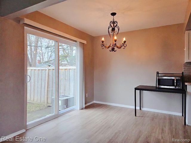 24128 Quad Park Lane, Clinton Township, MI 48035