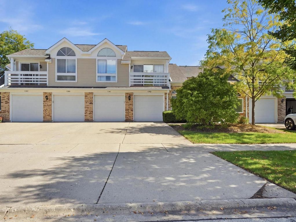 1243 Ranch View Court, Buffalo Grove, IL 60089 — exterior