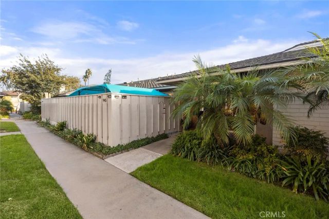 945 Glencliff, La Habra, CA 90631