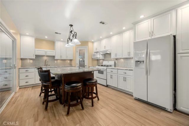 945 Glencliff, La Habra, CA 90631