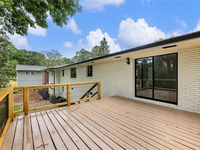 1870 Hebron Hills Drive, Tucker, GA 30084