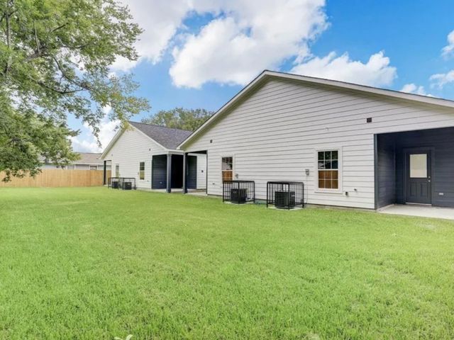 4425 Clover Street 02, Houston, TX 77051