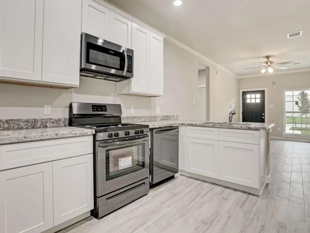 4425 Clover Street 02, Houston, TX 77051