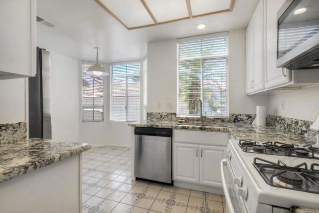 3375 Genoa Way 144, Oceanside, CA 92056
