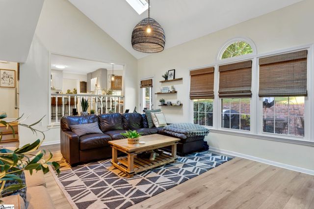 15 Crosswinds Way, Greer, SC 29650