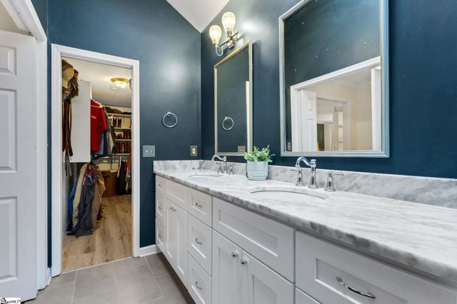 15 Crosswinds Way, Greer, SC 29650