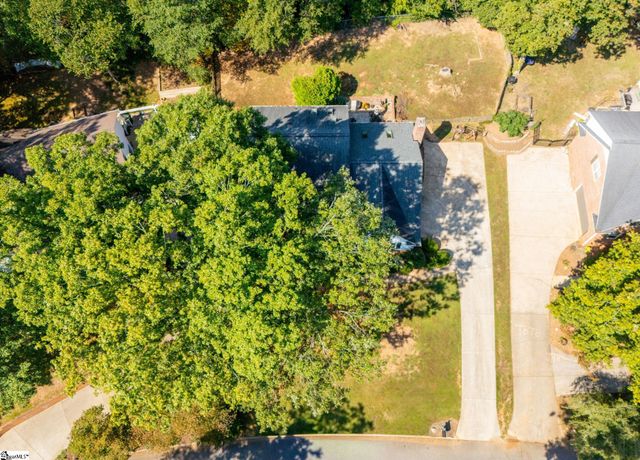 15 Crosswinds Way, Greer, SC 29650