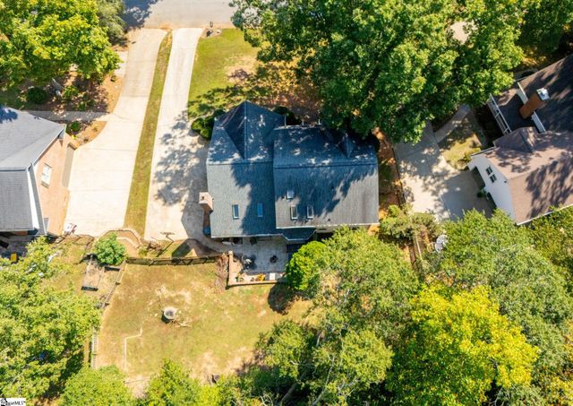 15 Crosswinds Way, Greer, SC 29650