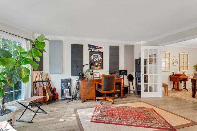 15 Crosswinds Way, Greer, SC 29650