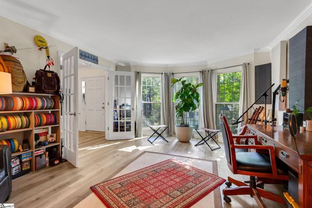 15 Crosswinds Way, Greer, SC 29650