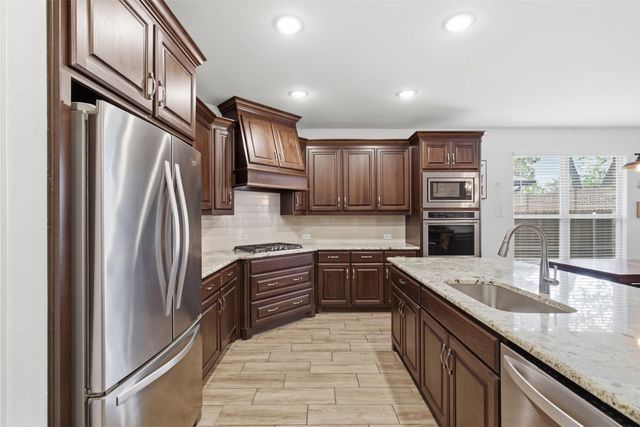 4852 Nickeldale Court, Fort Worth, TX 76244