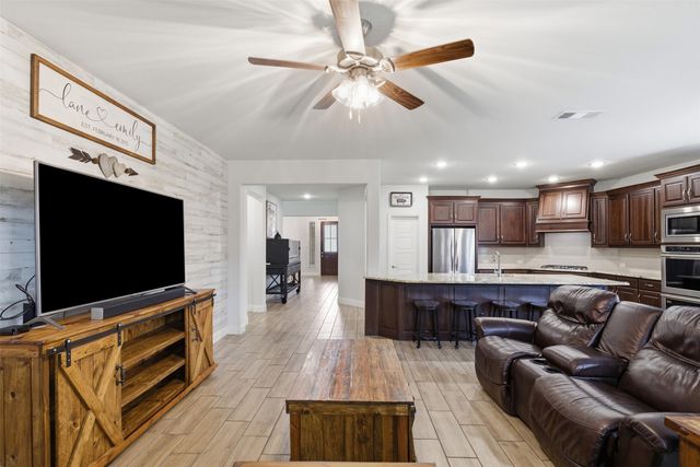 4852 Nickeldale Court, Fort Worth, TX 76244