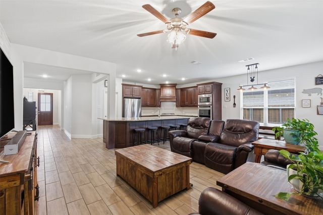 4852 Nickeldale Court, Fort Worth, TX 76244