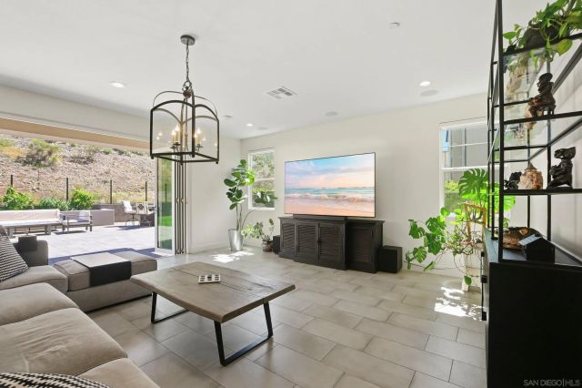 8201 Rose Quartz, San Diego, CA 92126