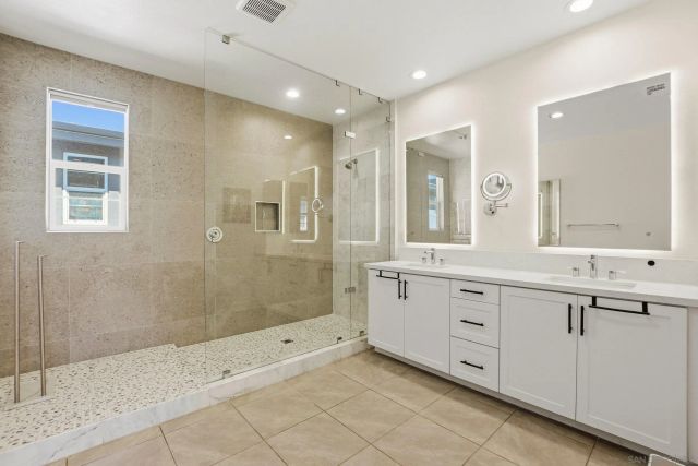 8201 Rose Quartz, San Diego, CA 92126