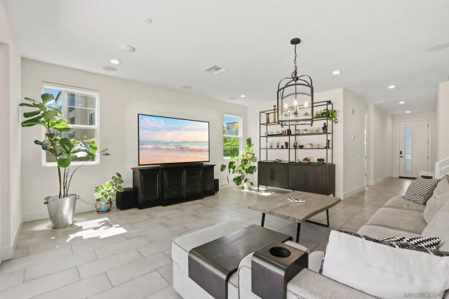 8201 Rose Quartz, San Diego, CA 92126