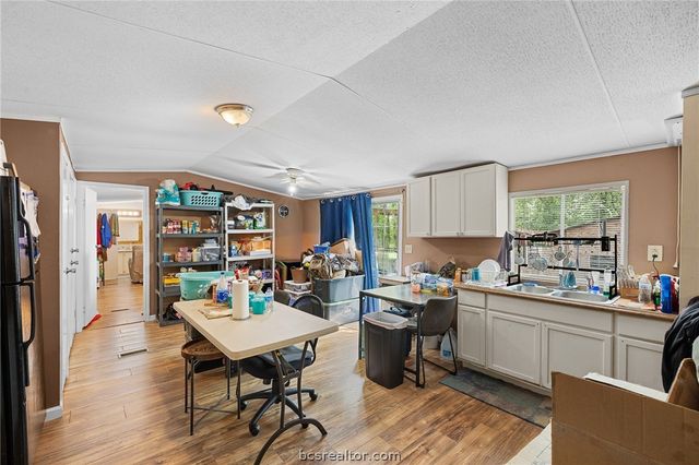 5092 Old Wagon Lane, Richards, TX 77873