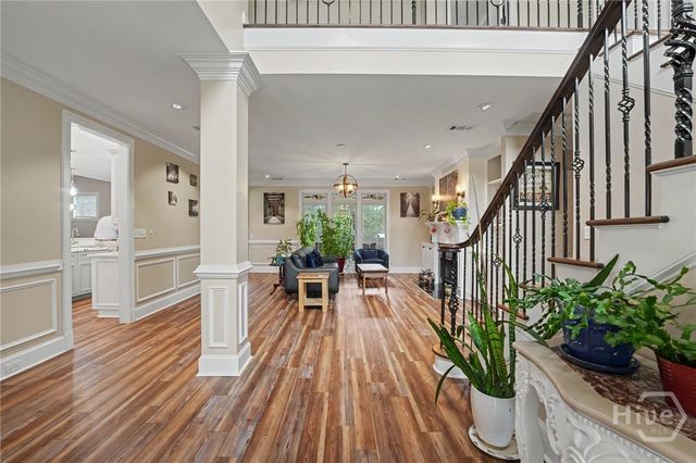 24 Oakcrest Drive E, Savannah, GA 31405