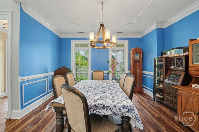 24 Oakcrest Drive E, Savannah, GA 31405