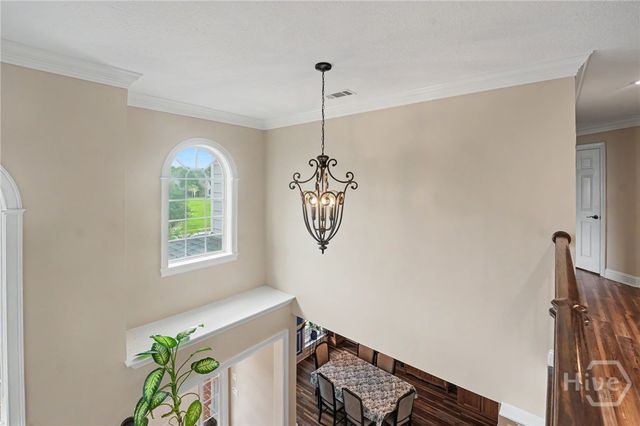 24 Oakcrest Drive E, Savannah, GA 31405