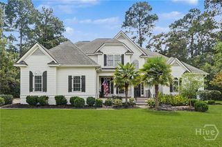 24 Oakcrest Drive E, Savannah, GA 31405