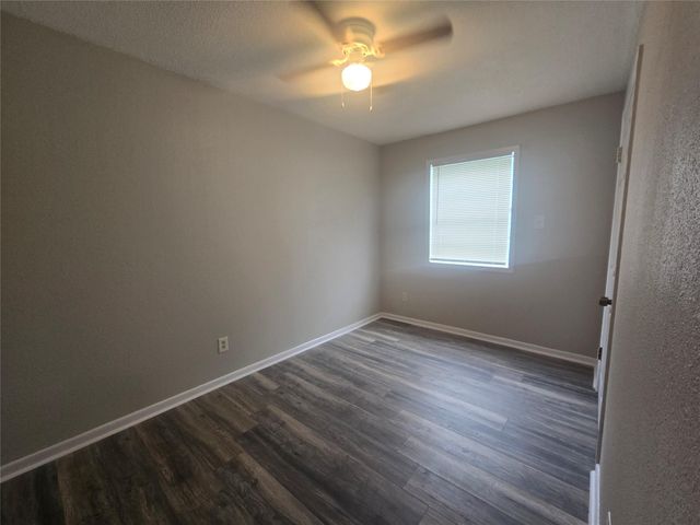 3714 Avenue S 6, Galveston, TX 77550