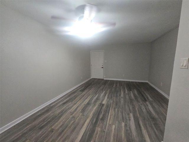 3714 Avenue S 6, Galveston, TX 77550