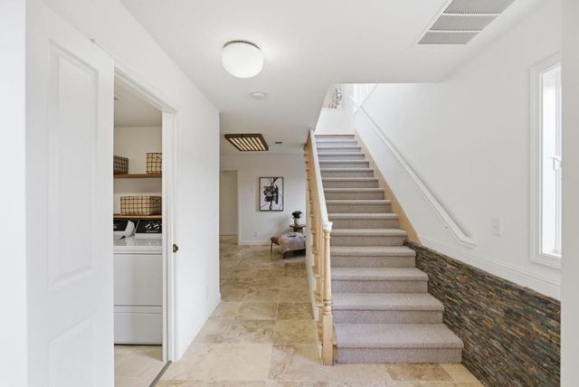 365 Pennsylvania Avenue, Los Gatos, CA 95030