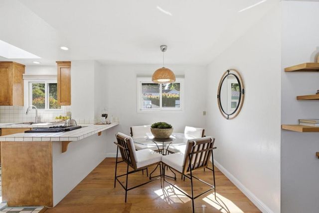 365 Pennsylvania Avenue, Los Gatos, CA 95030