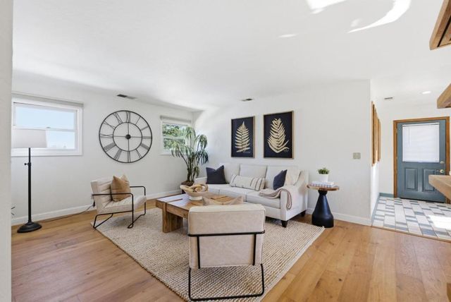 365 Pennsylvania Avenue, Los Gatos, CA 95030