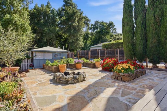 365 Pennsylvania Avenue, Los Gatos, CA 95030