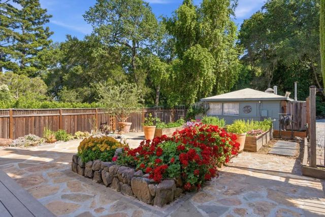 365 Pennsylvania Avenue, Los Gatos, CA 95030