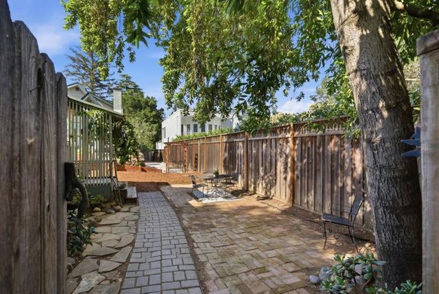 365 Pennsylvania Avenue, Los Gatos, CA 95030