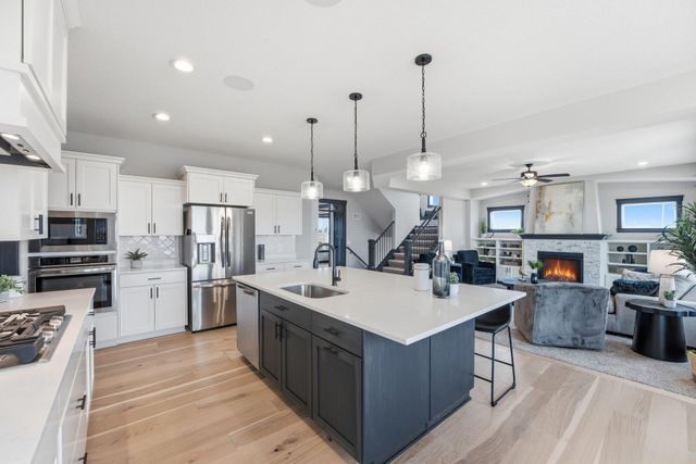 19796 Hamburg Avenue, Lakeville, MN 55044