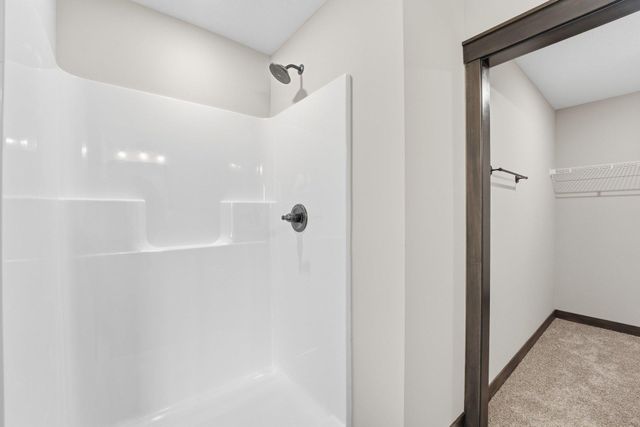 19796 Hamburg Avenue, Lakeville, MN 55044