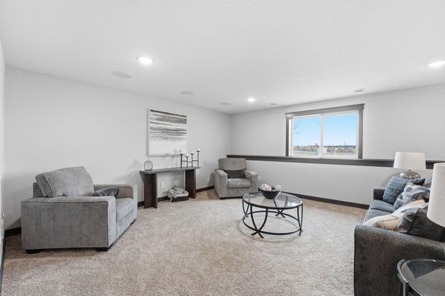 19796 Hamburg Avenue, Lakeville, MN 55044