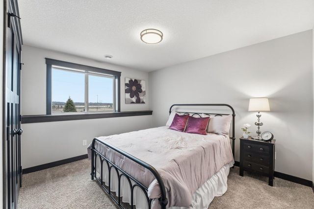 19796 Hamburg Avenue, Lakeville, MN 55044