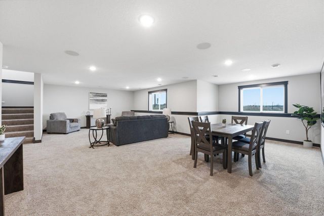 19796 Hamburg Avenue, Lakeville, MN 55044