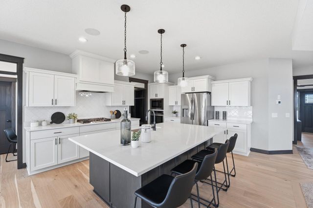 19796 Hamburg Avenue, Lakeville, MN 55044