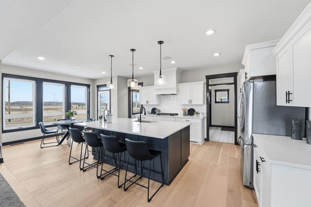 19796 Hamburg Avenue, Lakeville, MN 55044