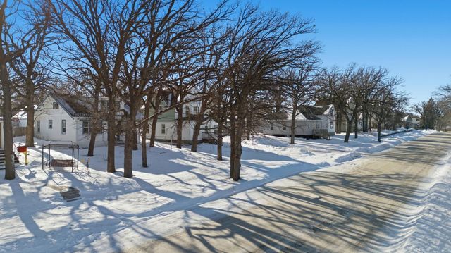 315 Park Street, Detroit Lakes, MN 56501