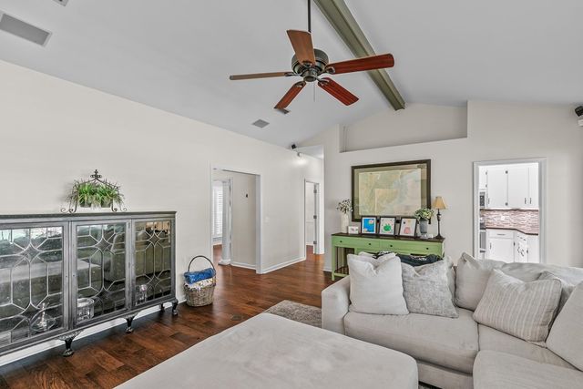 108 Mulberry Ct., Dothan, AL 36303