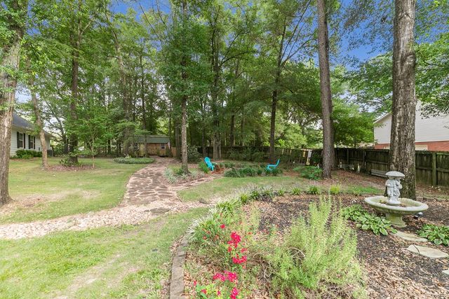 108 Mulberry Ct., Dothan, AL 36303