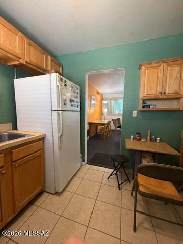 1745 S Jones Blvd Apt K214, Tucson, AZ 85713