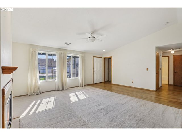 1660 N 18TH St 20, Washougal, WA 98671