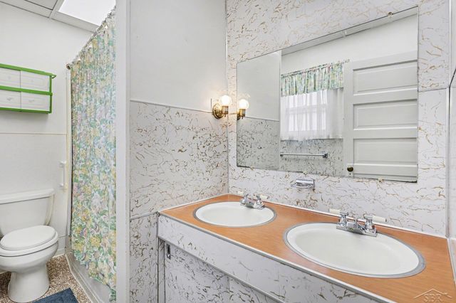 416 W Saginaw Street, Merrill, MI 48637