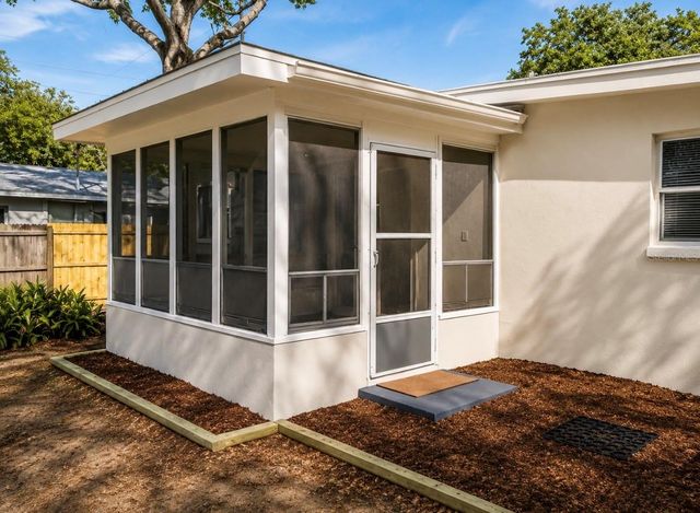 446 NEW YORK AVENUE, Dunedin, FL 34698