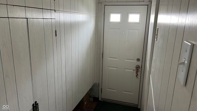 1808 W 11th Street, Muncie, IN 47302